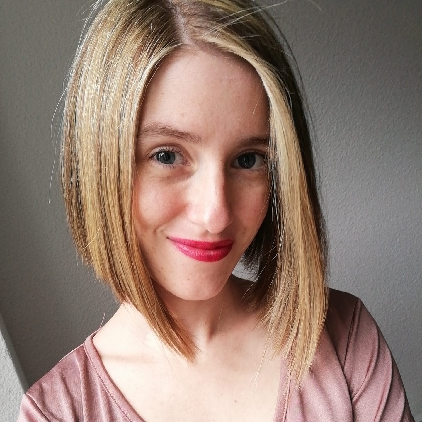 Elodie Strong